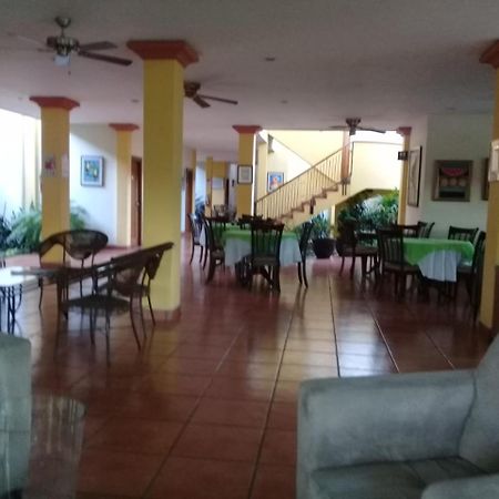 Hotel Brandts Los Robles De San Juan Managua Exteriör bild