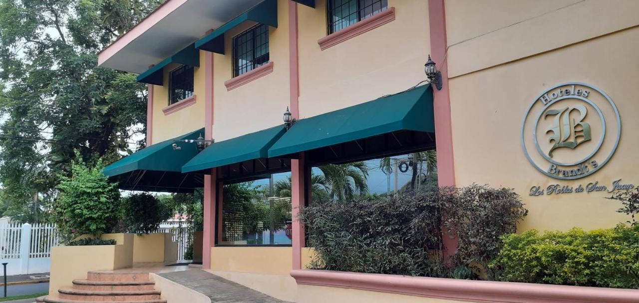 Hotel Brandts Los Robles De San Juan Managua Exteriör bild