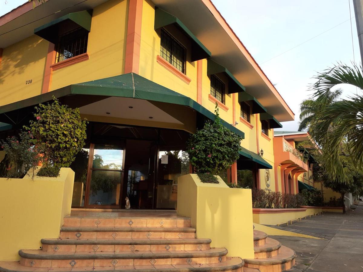 Hotel Brandts Los Robles De San Juan Managua Exteriör bild