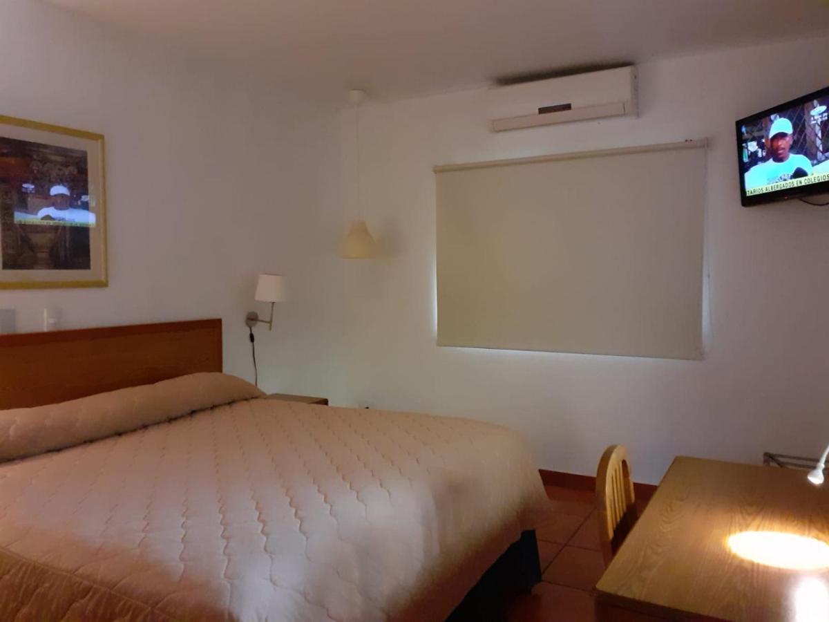 Hotel Brandts Los Robles De San Juan Managua Exteriör bild