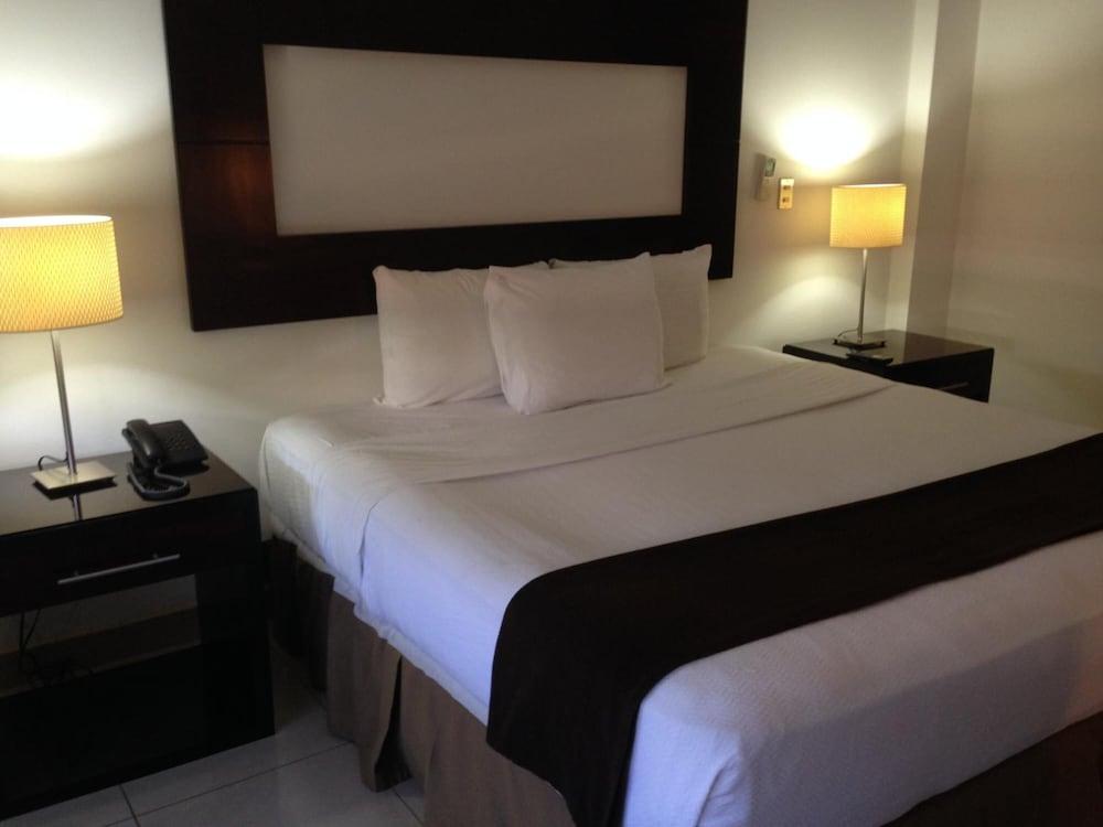 Hotel Brandts Los Robles De San Juan Managua Exteriör bild