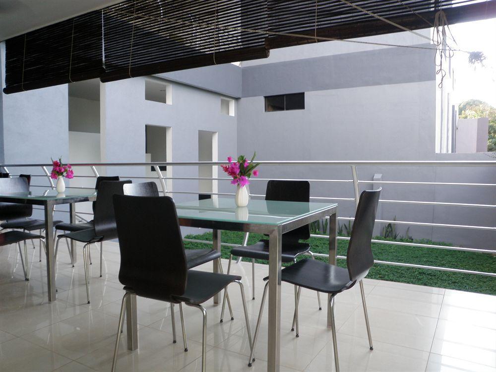 Hotel Brandts Los Robles De San Juan Managua Exteriör bild