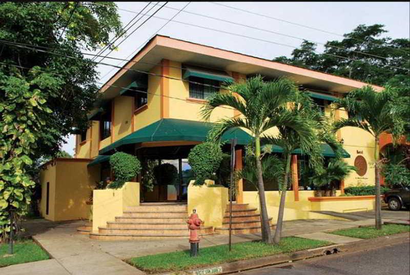 Hotel Brandts Los Robles De San Juan Managua Exteriör bild