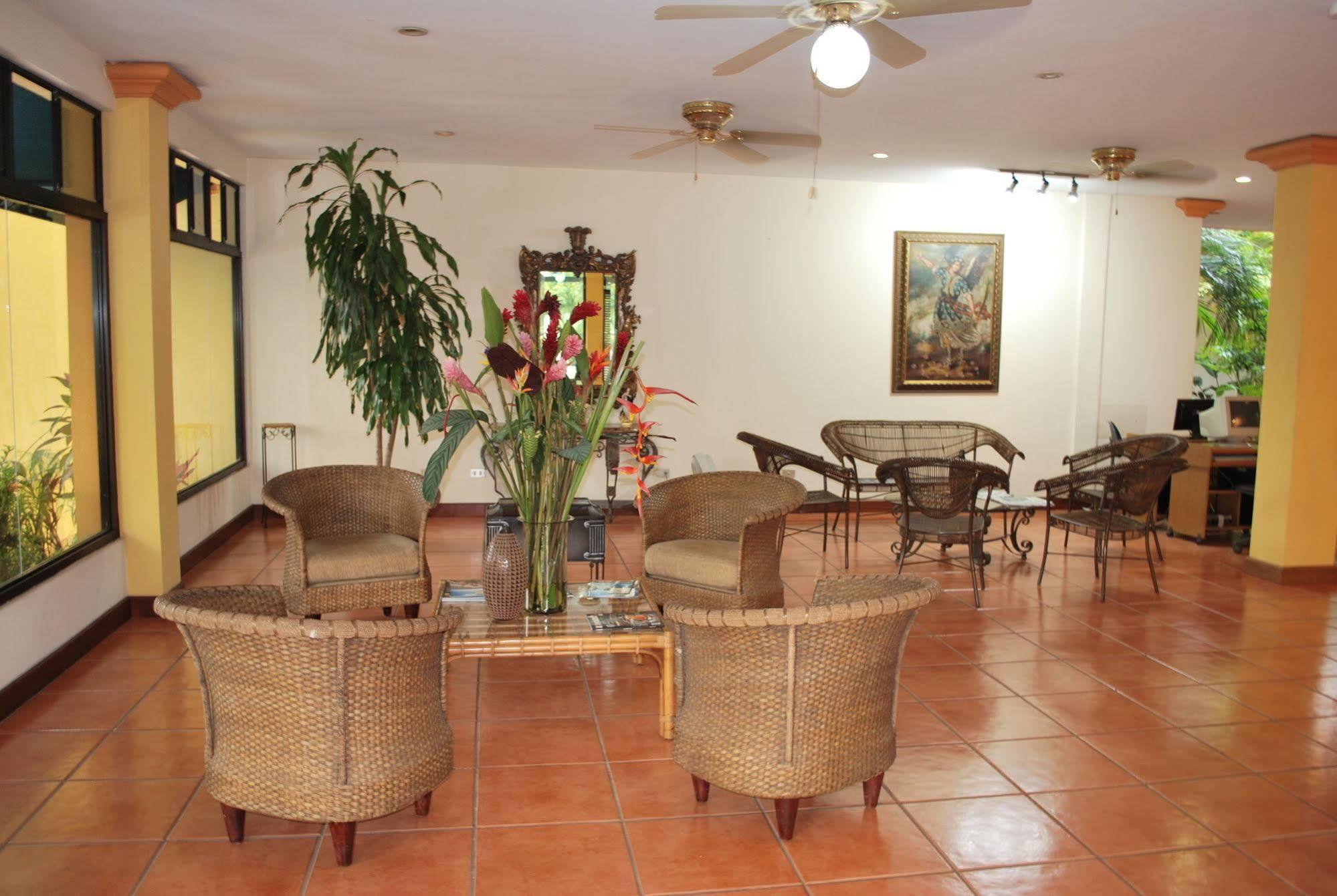 Hotel Brandts Los Robles De San Juan Managua Exteriör bild